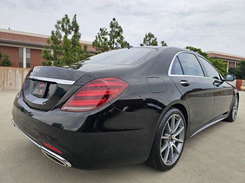 Used 2018 Mercedes-Benz S 560 Sedan image 8