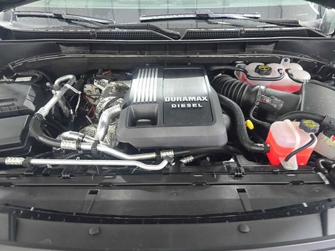 Used 2026 GMC Yukon XL AT4 Ultimate AWD/4WD image 2