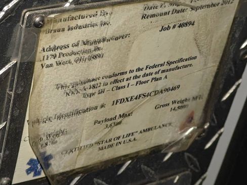 Used 2012 Ford E-450 and Econoline 450 Super Duty w/ Ambulance Prep Pkg image 37