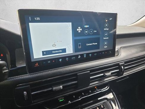 Used 2023 Lincoln Corsair Standard w/ Equipment Group 101A image 21