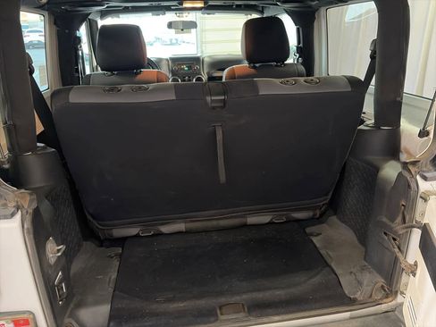 Used 2012 Jeep Wrangler Sport image 13