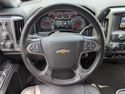 Used 2018 Chevrolet Silverado 1500 LT w/ All Star Edition AWD/4WD image 23
