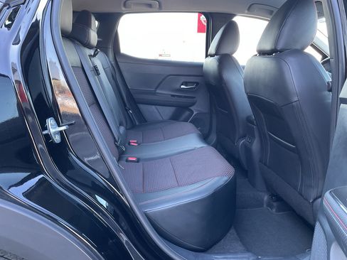 Used 2025 Nissan Kicks SR image 17