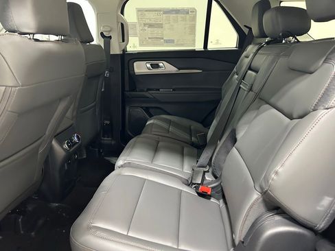 New 2026 Ford Explorer Active w/ Active Comfort Package image 26