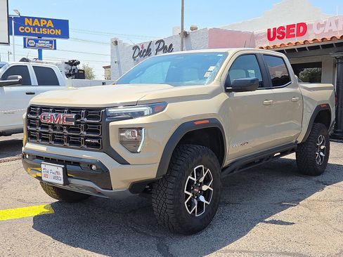 Used 2023 GMC Canyon AT4X image 2