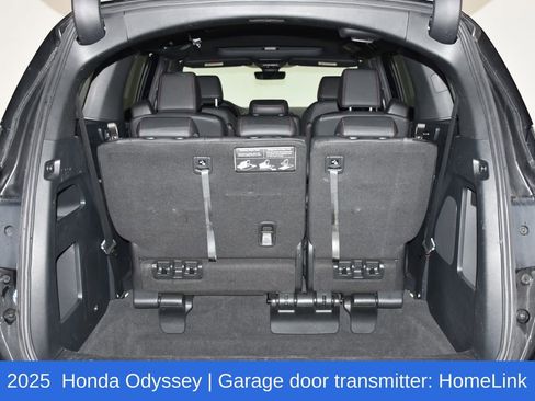 Used 2025 Honda Odyssey Sport-L image 29