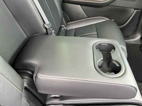 Certified 2025 MAZDA CX-90 3.3 Turbo w/ Preferred Package image 32