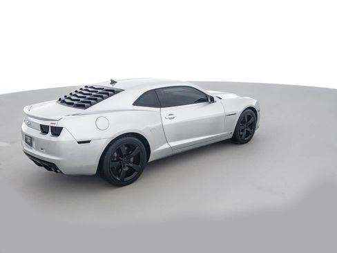 Used 2010 Chevrolet Camaro SS w/ RS Package RWD image 5