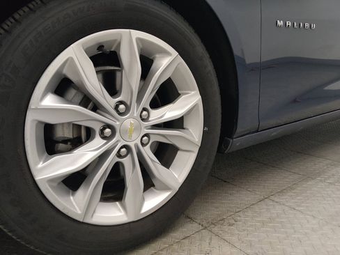 Used 2022 Chevrolet Malibu LT FWD image 31
