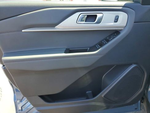 New 2026 Ford Explorer Active AWD/4WD image 24