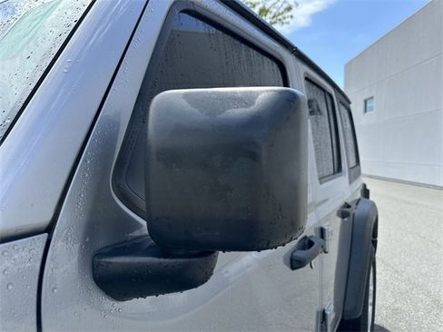 Used 2020 Jeep Wrangler Unlimited Sport S image 10