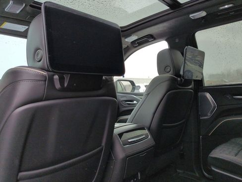 Certified 2024 Cadillac Escalade Sport Platinum w/ LPO, ONYX Package image 26