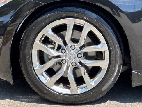 Used 2014 Nissan 370Z Roadster RWD image 13
