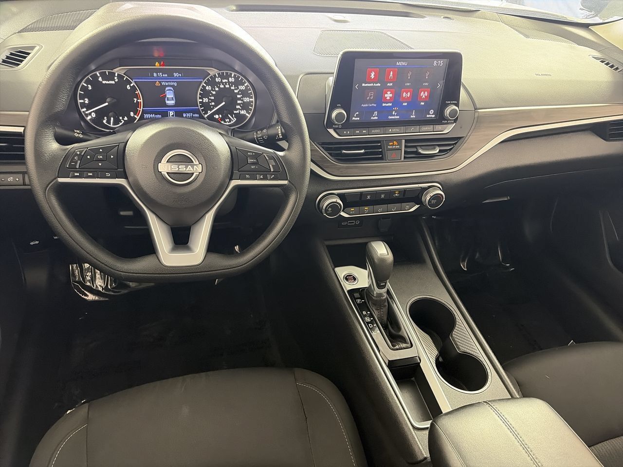 Used 2025 Nissan Altima 2.5 SV FWD image 21