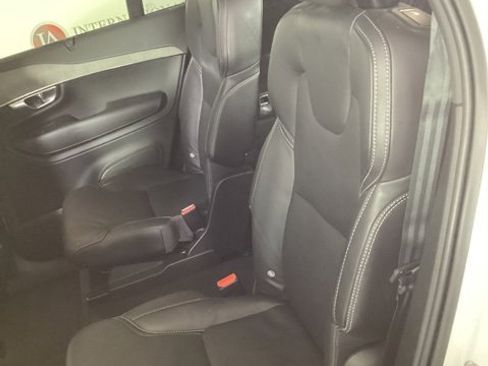 Used 2022 Volvo XC90 T6 Inscription w/ Advanced Package image 11