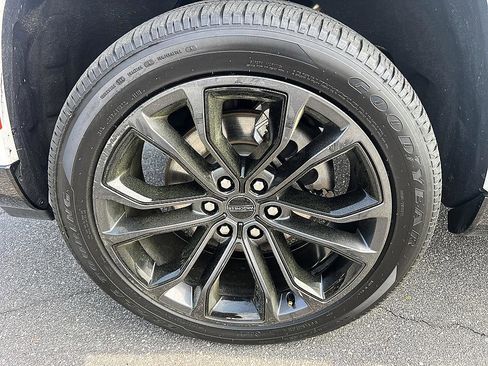 Used 2024 Jeep Grand Wagoneer L Series II w/ Quick Order Packagew 28T image 9