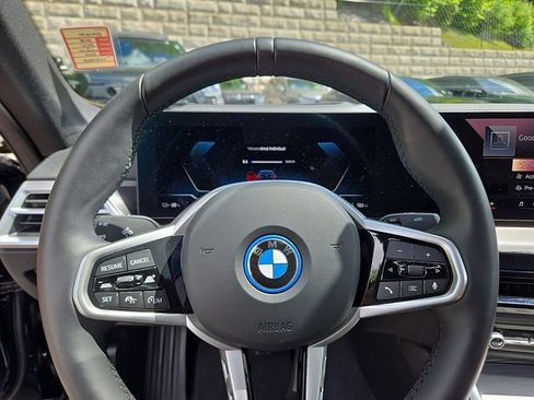 Used 2025 BMW i4 xDrive40i w/ M Sport Package AWD/4WD image 20