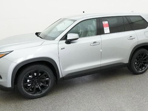 New 2026 Toyota Grand Highlander XLE image 5