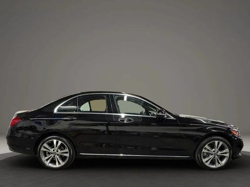 Used 2019 Mercedes-Benz C 300 4MATIC Sedan image 6