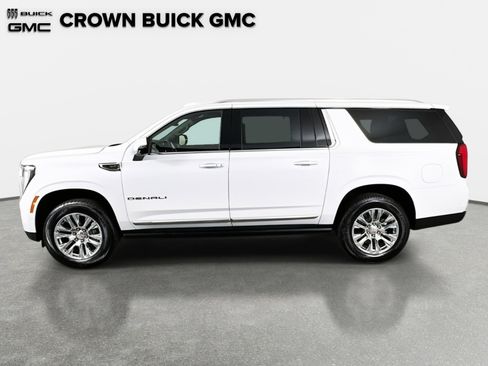 New 2026 GMC Yukon XL Denali w/ Sun & Power Step Package RWD image 8