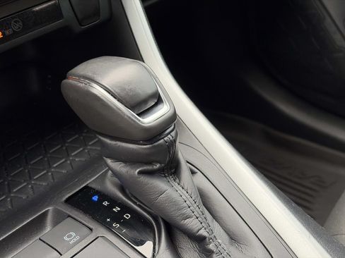 Used 2024 Toyota RAV4 SE AWD/4WD image 29