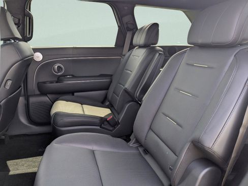 New 2026 Hyundai Palisade Calligraphy FWD image 11