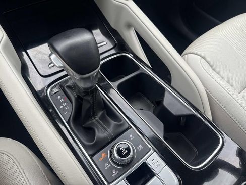 Used 2022 Kia Telluride EX image 27