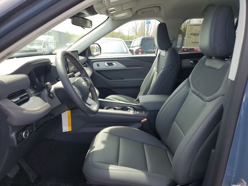 New 2026 Ford Explorer Active AWD/4WD image 8