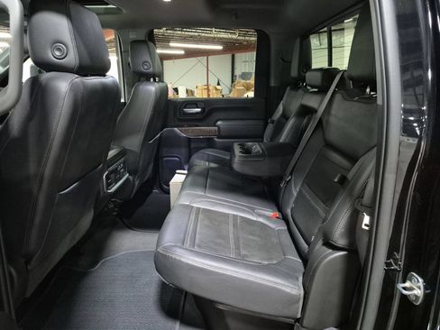 Used 2023 GMC Sierra 3500 Denali w/ Denali Ultimate Package AWD/4WD image 26