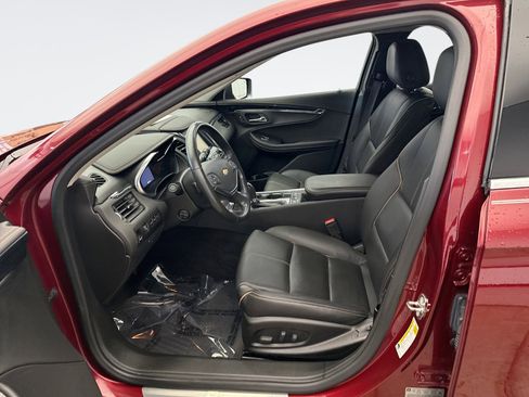 Used 2016 Chevrolet Impala LTZ w/ Enhanced Convenience Package image 10