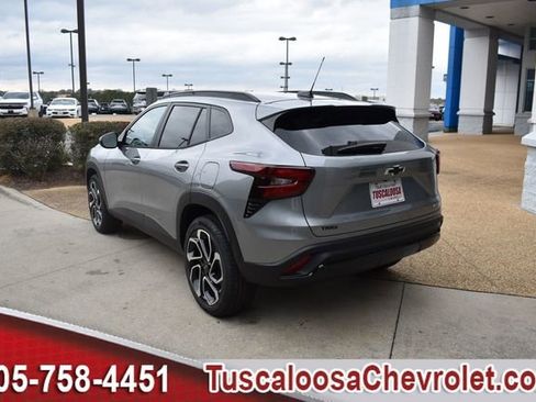 New 2026 Chevrolet Trax RS w/ Sunroof Package image 7
