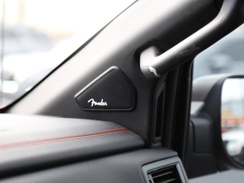 Used 2021 Nissan Titan PRO-4X w/ Pro-4x Convenience Package image 20