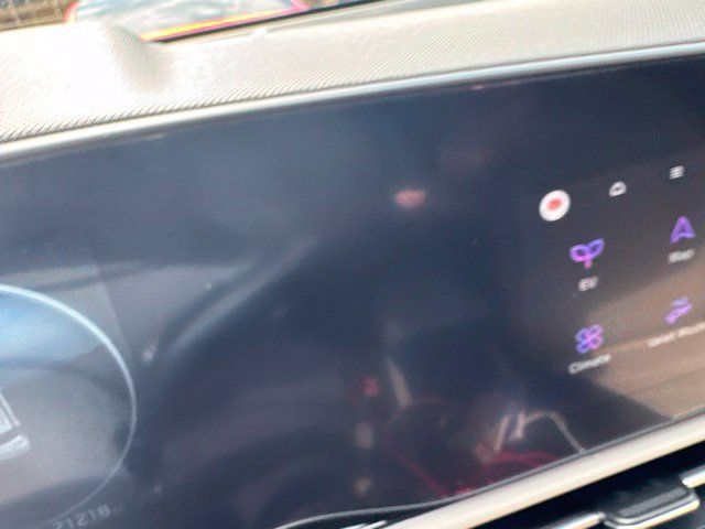 Certified 2023 Kia Niro Wave FWD image 2