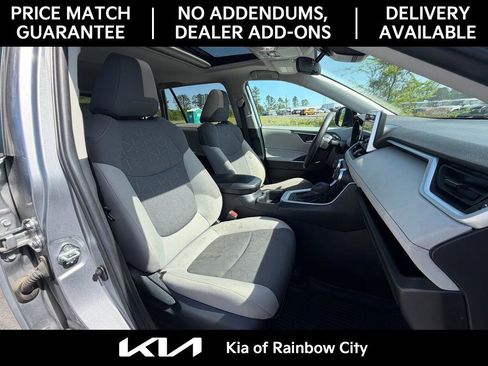 Used 2023 Toyota RAV4 XLE w/ Convenience Package image 23