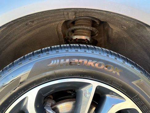 Certified 2023 Buick Encore GX Select w/ Safety Package II image 13