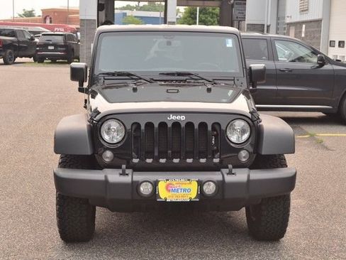 Used 2017 Jeep Wrangler Unlimited Sport w/ Quick Order Package 24S AWD/4WD image 3