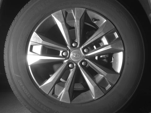 Used 2025 Chevrolet Equinox LT image 13