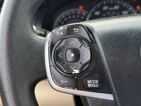 Used 2012 Toyota Camry LE image 15