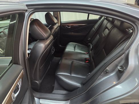 Used 2019 INFINITI Q50 Luxe w/ Essential Package (3.0T Luxe) image 18