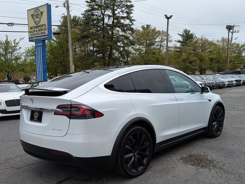 Used 2020 Tesla Model X Long Range AWD/4WD image 7