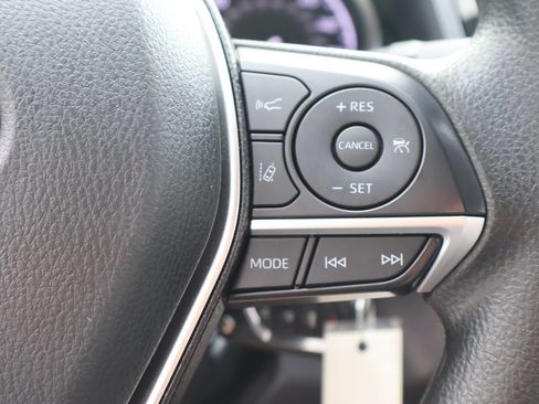Used 2023 Toyota Camry LE FWD image 21