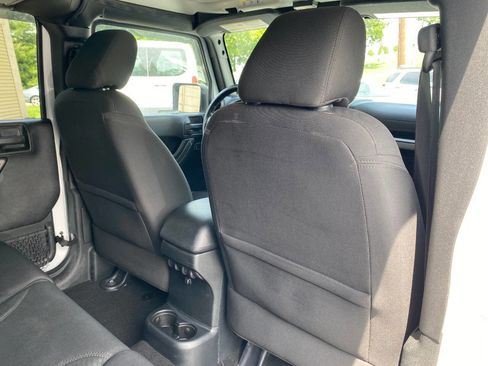 Used 2017 Jeep Wrangler Unlimited Sport w/ Quick Order Package 24S image 25