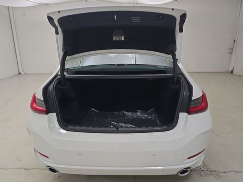 New 2026 BMW 330i xDrive Sedan w/ Premium Package image 28