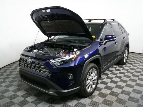 Used 2024 Toyota RAV4 Limited FWD image 31
