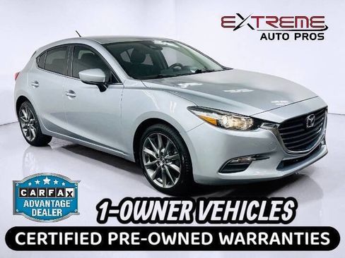 Used 2018 MAZDA MAZDA3 Touring FWD image 1