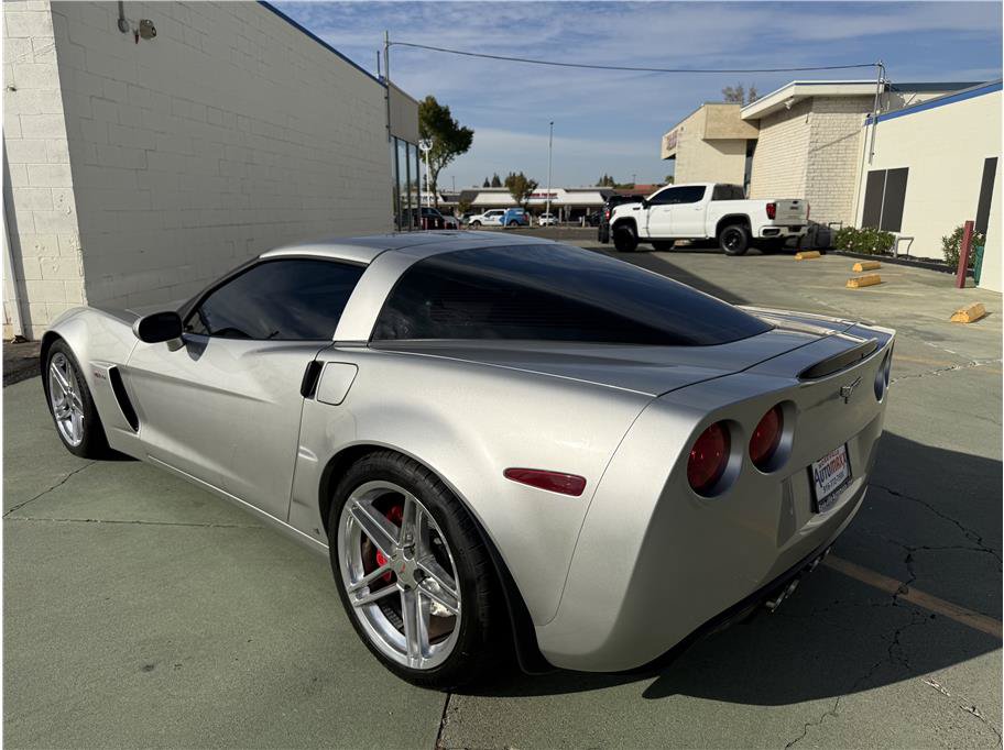 Used 2006 Chevrolet Corvette Z06 w/ Preferred Equipment Group RWD image 10
