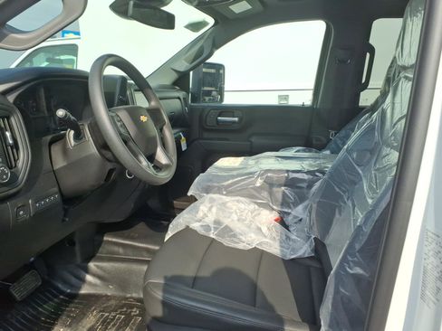 New 2024 Chevrolet Express 3500 w/ Power Convenience Package RWD image 6
