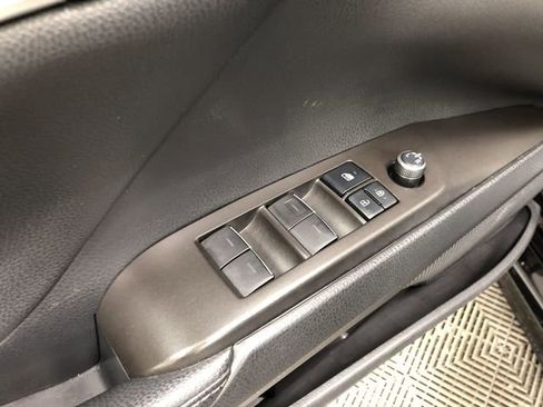 Used 2021 Toyota Camry XSE image 13