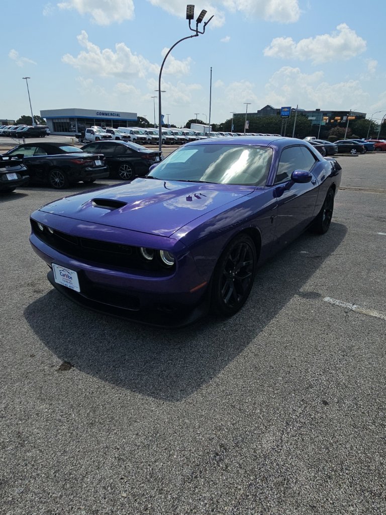 Used 2023 Dodge Challenger R/T w/ Blacktop Package RWD image 3