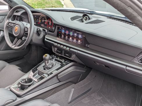 Certified 2026 Porsche 911 GT3 RWD image 25